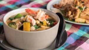The 10 Tastiest Thai Soups that Warm Your Heart